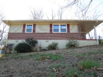2267 Springdale Cir SW