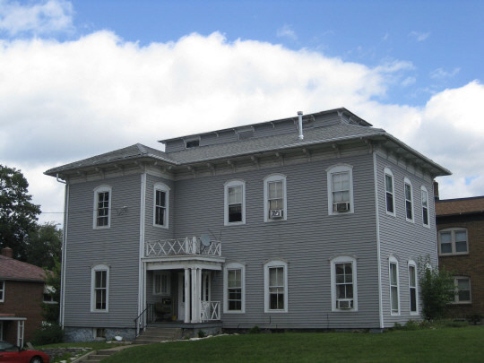 107 REGAN ST