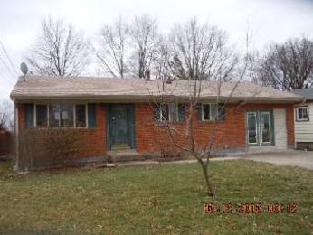 3415 Spruce Tree Ln