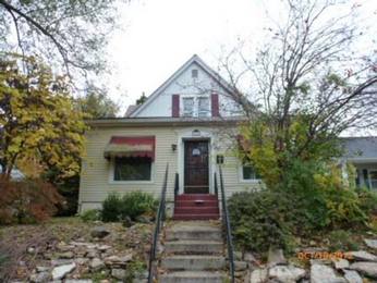 325 N Lincoln Avenue