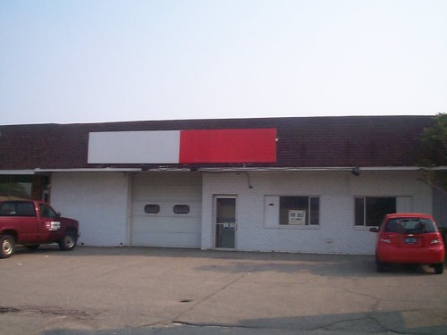 2723 E. Grand River
