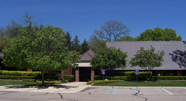 29600 Northwestern Hwy