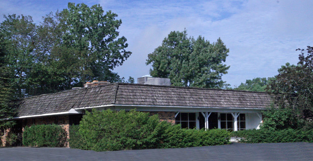 2157 Orchard Lk Rd