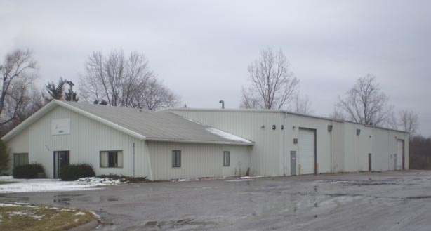 46001 Grand River Ave