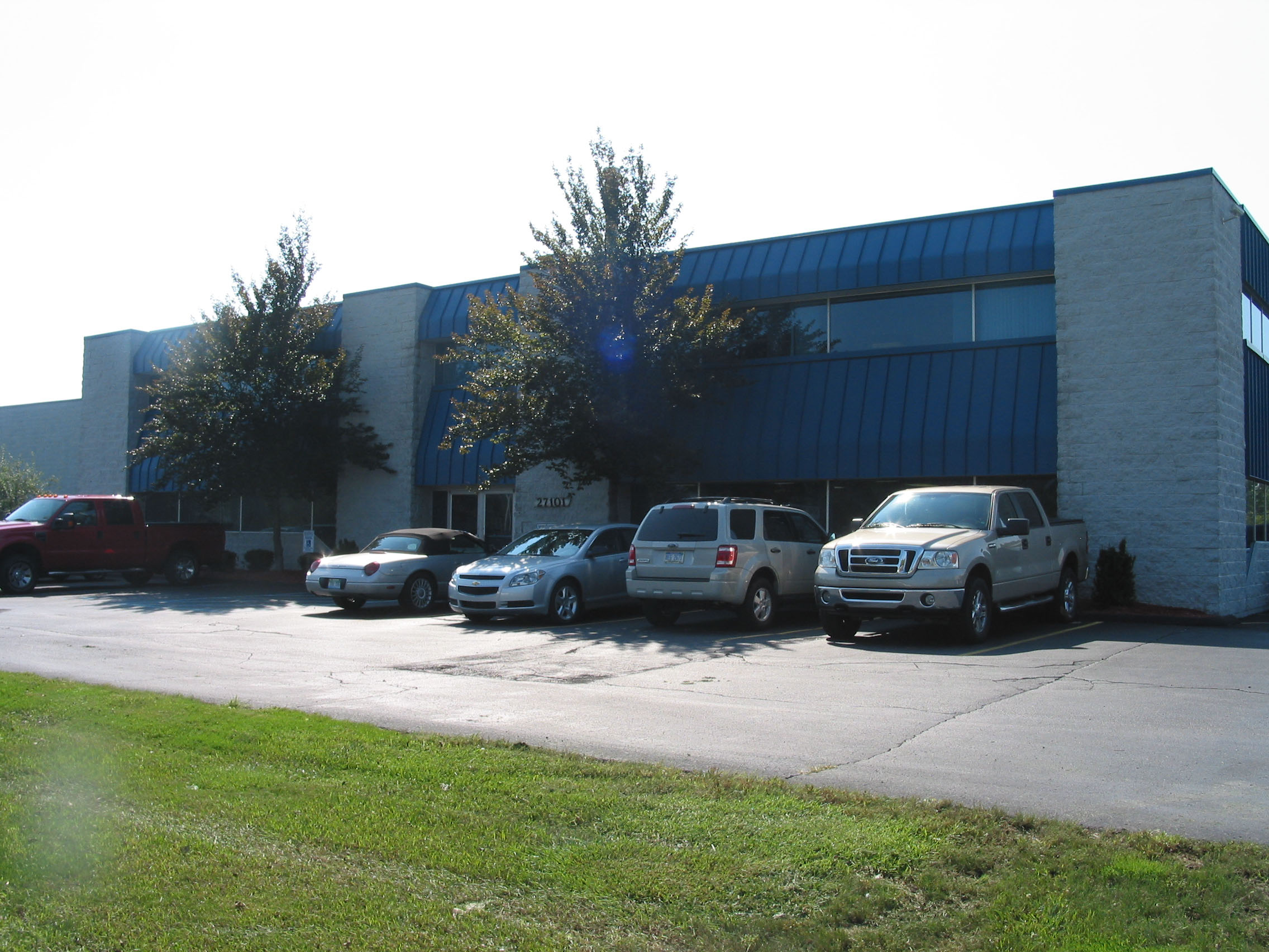 27101 Northline Rd