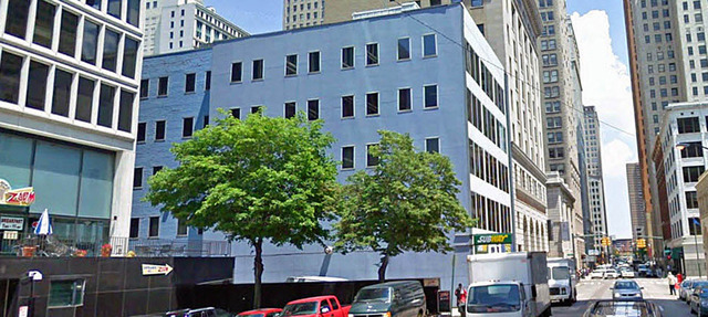 220 W Congress St