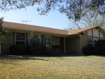 2805 Duchess Trl