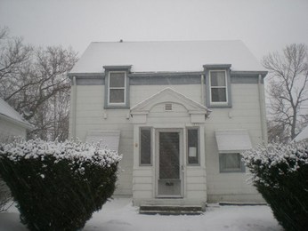571 S Oak Park Ct
