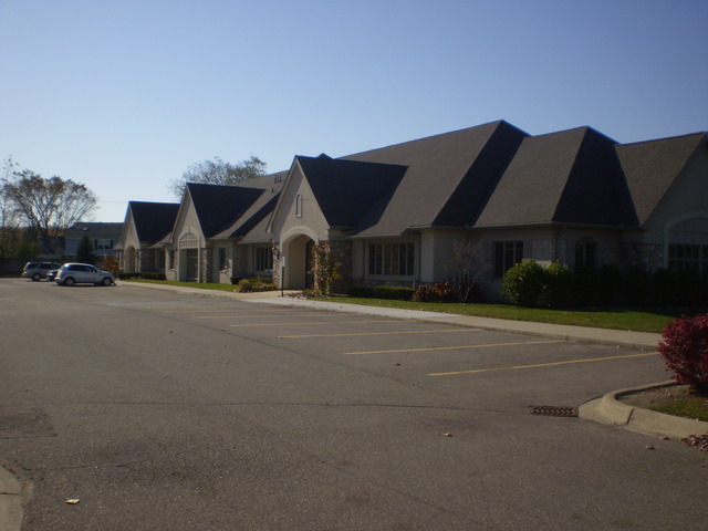 30701 W 10 Mile Rd