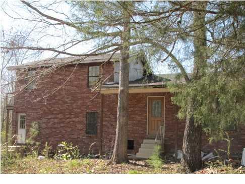 140 Holmes Ave
