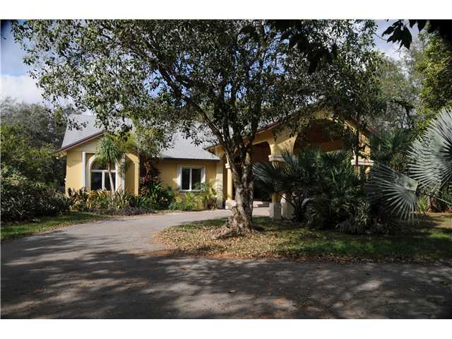 15423 SW 210 ST