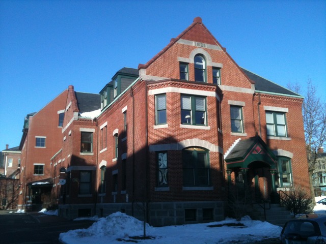 30 Penhallow St