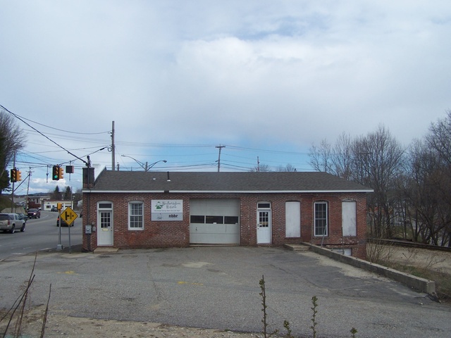 214 Minot Ave