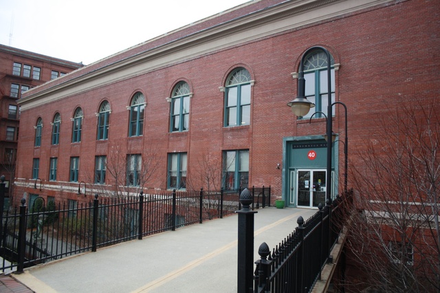 40 Harlow St