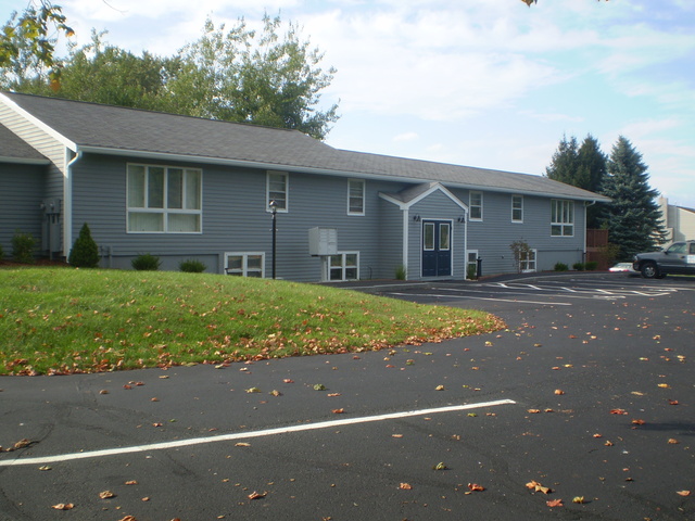 81 Portsmouth Ave