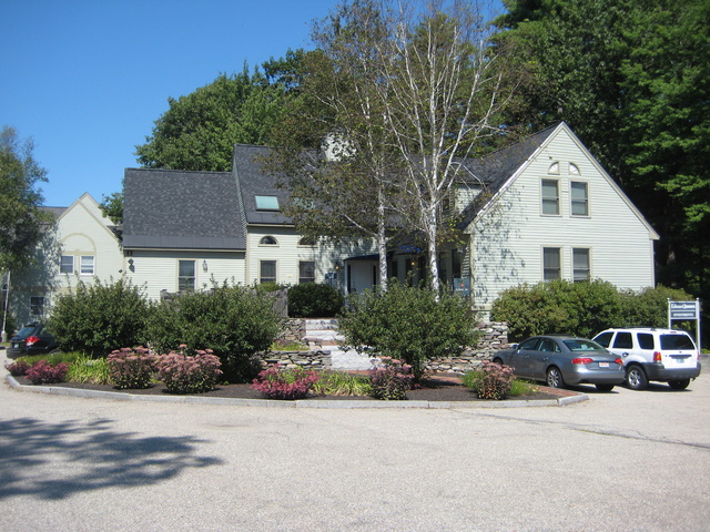 216 Lafayette Rd