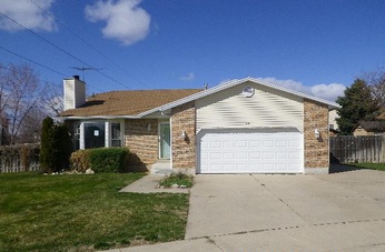 3186 W 5925 S