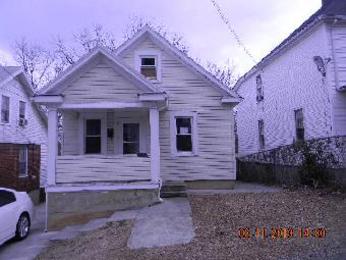1002 12th St SE