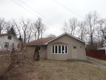 24119 Huron River Dr