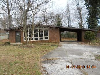 415 Robinhood Rd