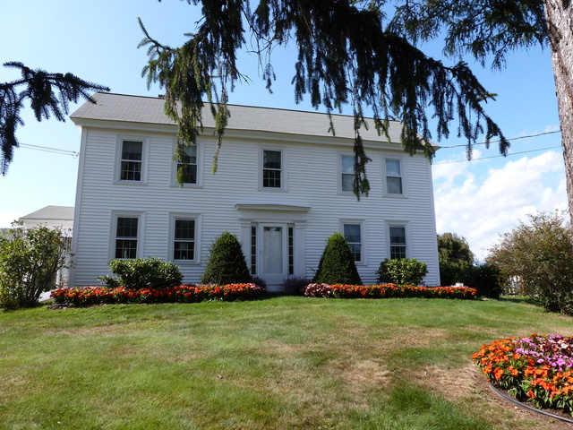 82 Newton Rd