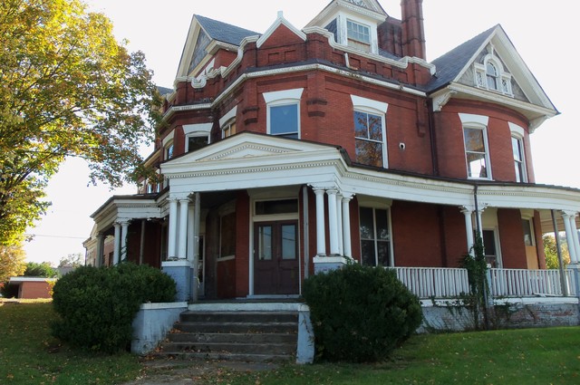 308 7th Street