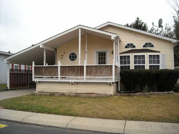 6206 East Adams