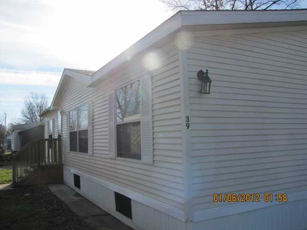 39 Locust Dr
