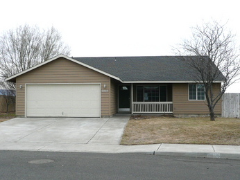 2265 NE Cherry Loop