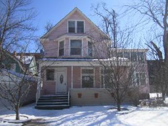 527 N County St