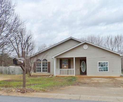123 Spruce Ave