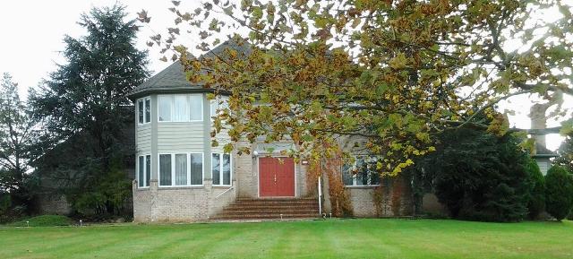 11 Rosewood Drive