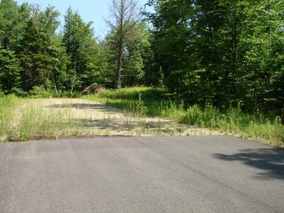 571 Lewiston Rd