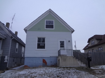 1404 Manitoba Ave