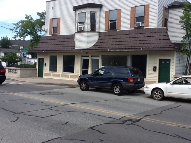 35 Main St.