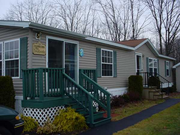 34 Brookside Circle