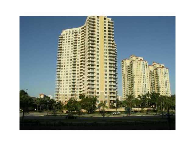 19501 W COUNTRY CLUB DR # 2606