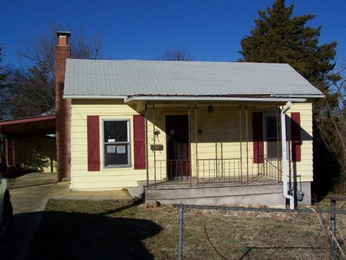 825 Cedar St