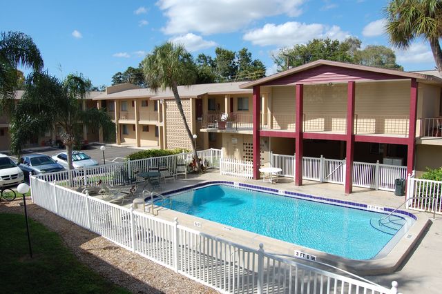 3001 Bee Ridge Road