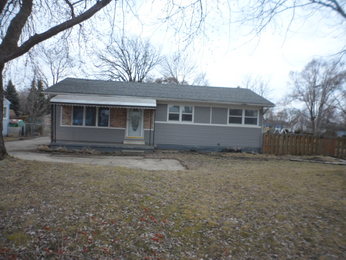 2466 Lee Ave