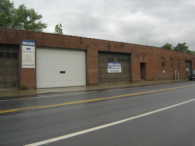 628 Center Street
