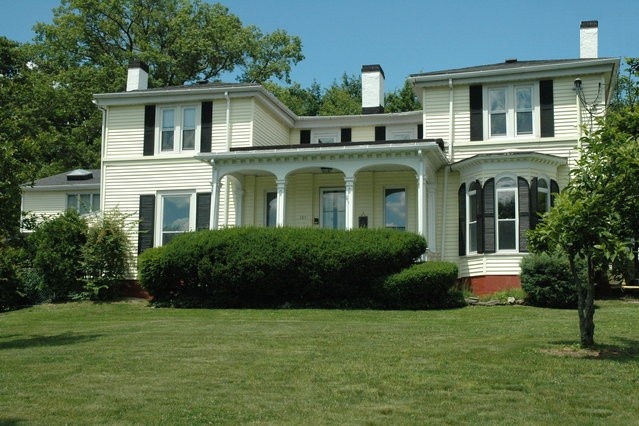 137 Elm Street