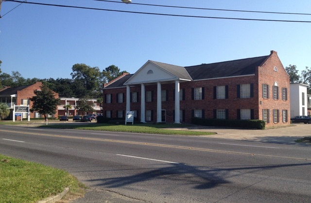 660 North Foster