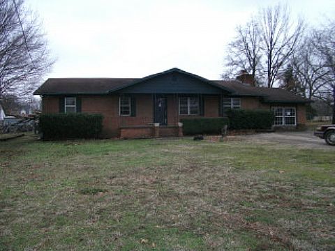 1302 E Shawnee St