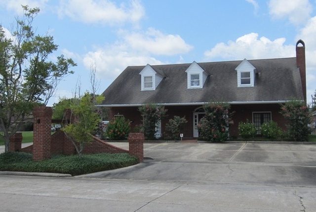5422 Galeria Dr