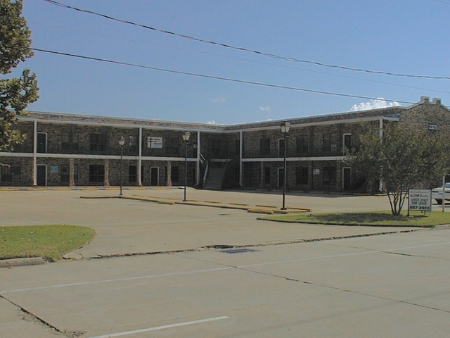 2325 Severn Ave
