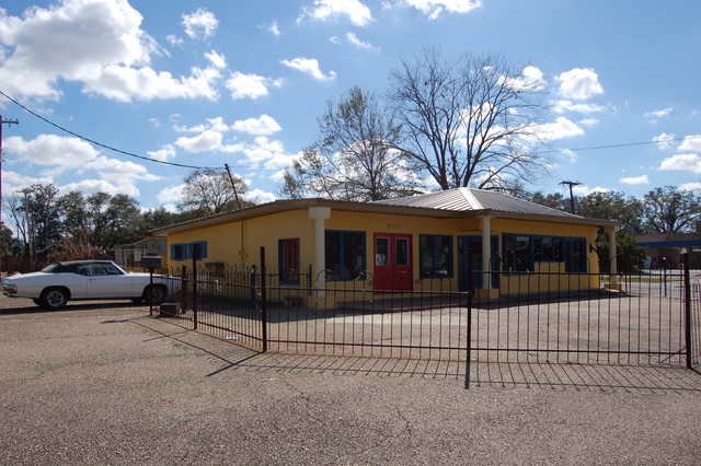 803 Pinhook