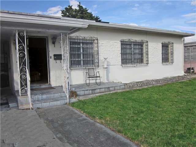 5331 SW 3 ST