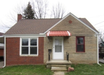 2111 Main Ave W