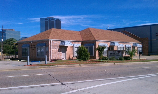 3435 W. Esplanade